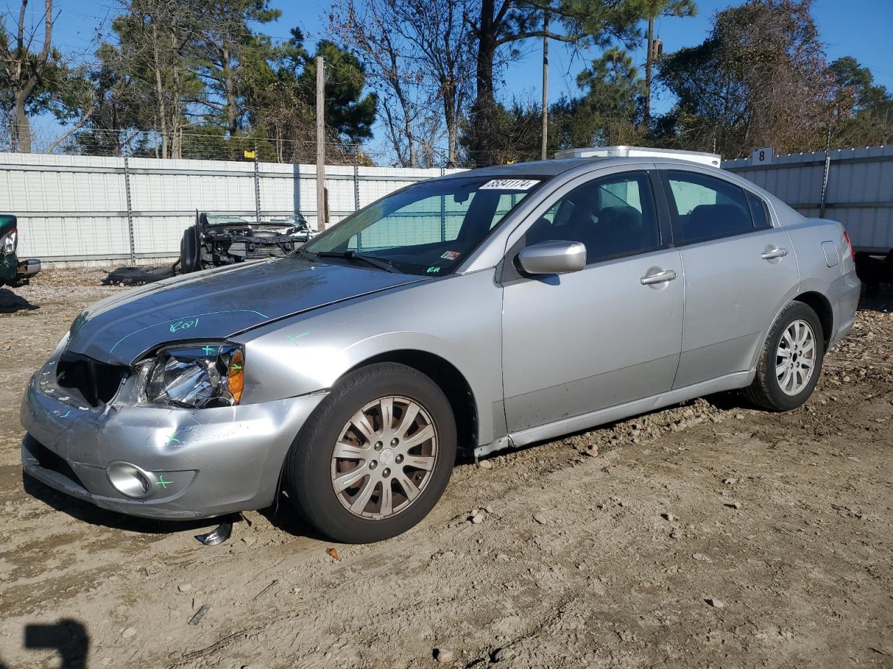 MITSUBISHI GALANT FE 2012