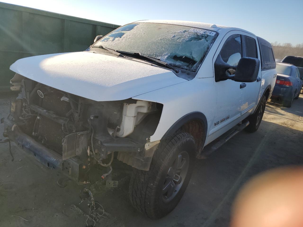 NISSAN TITAN S 2014