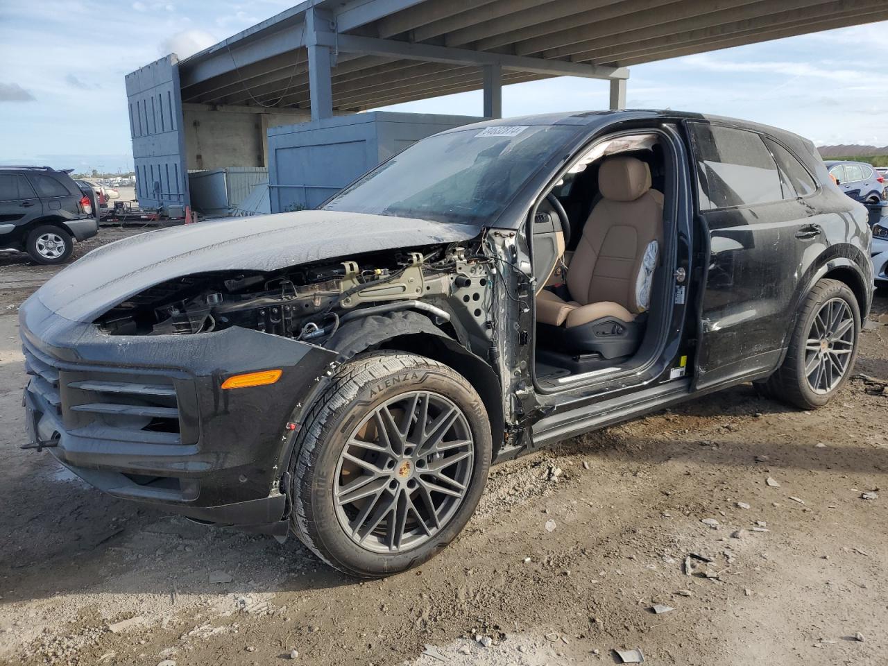 PORSCHE CAYENNE 2024