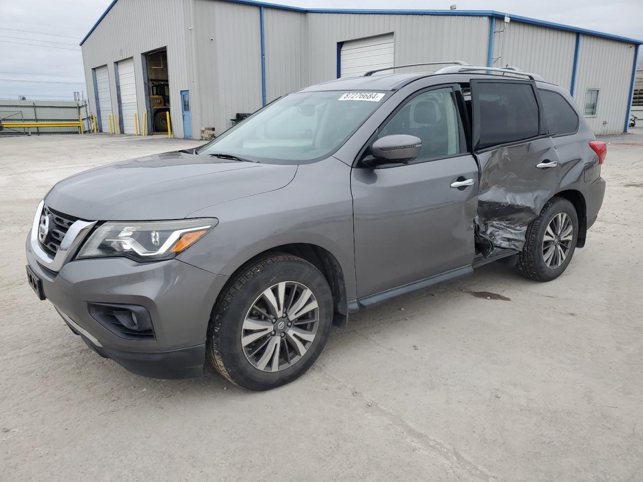 NISSAN PATHFINDER 2017