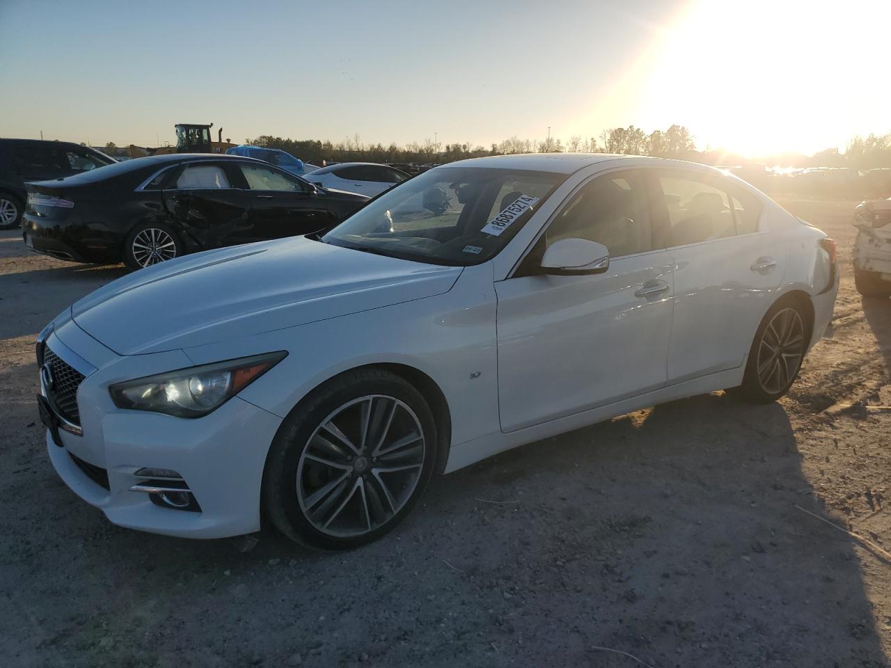 INFINITI Q50 BASE 2014