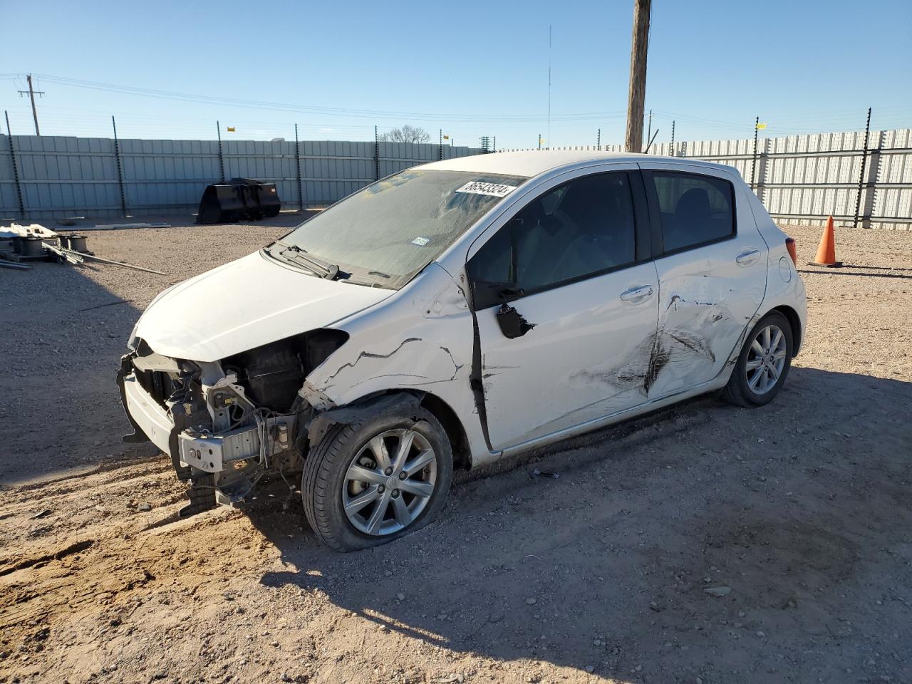 TOYOTA YARIS 2015