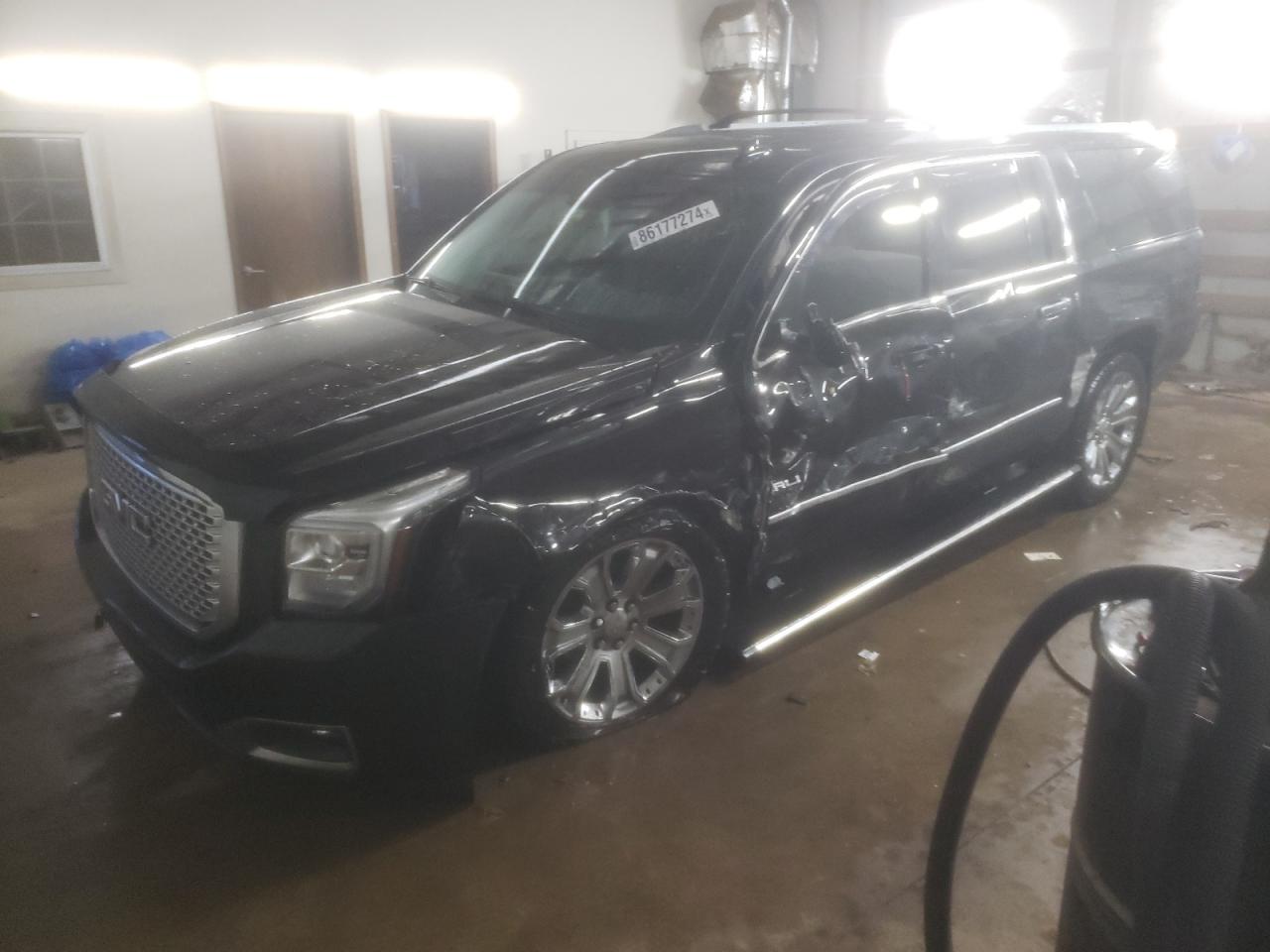 GMC YUKON XL D 2017