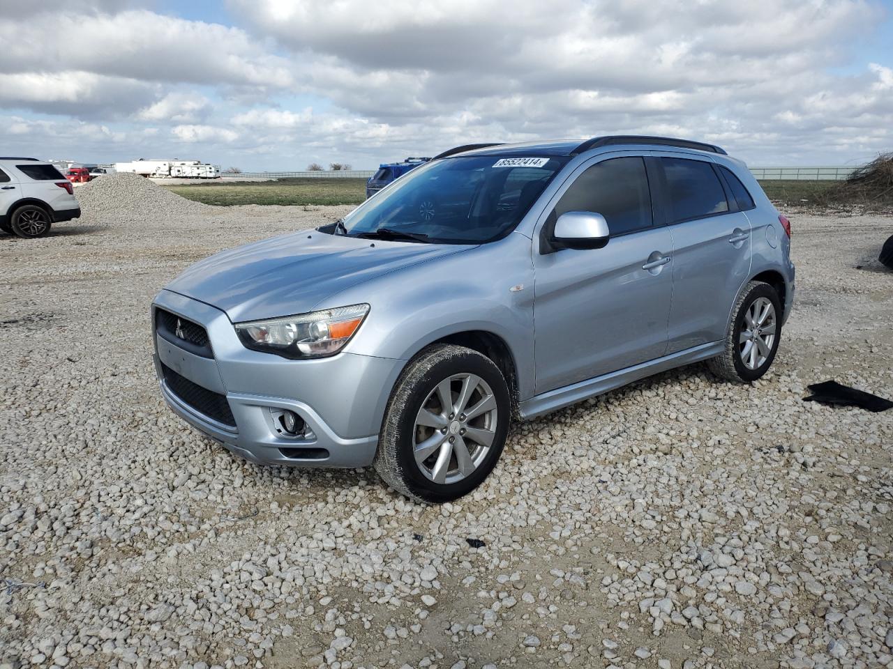 MITSUBISHI OUTLANDER 2012