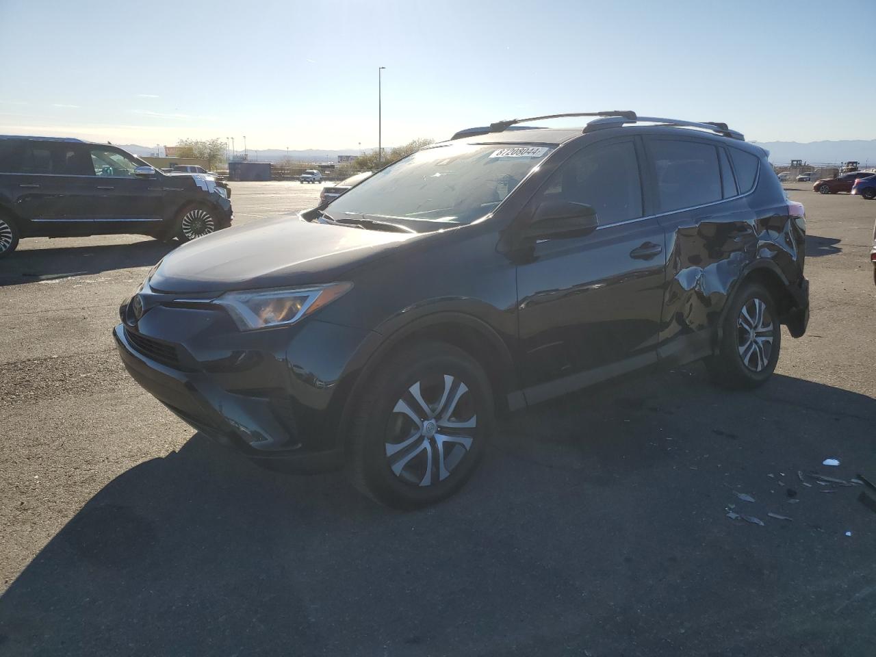 TOYOTA RAV4 LE 2018