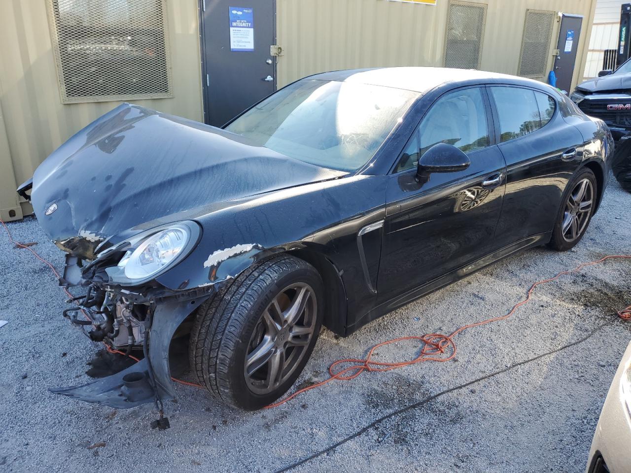 PORSCHE PANAMERA 2 2012
