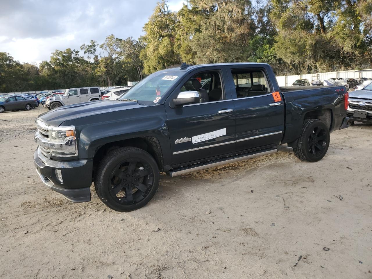CHEVROLET SILVERADO 2018
