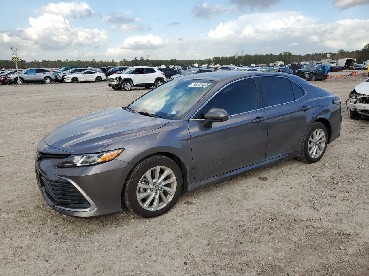 TOYOTA CAMRY LE 2024