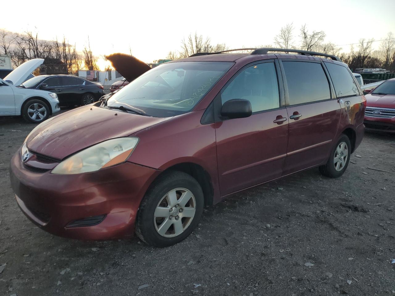 TOYOTA SIENNA CE 2006