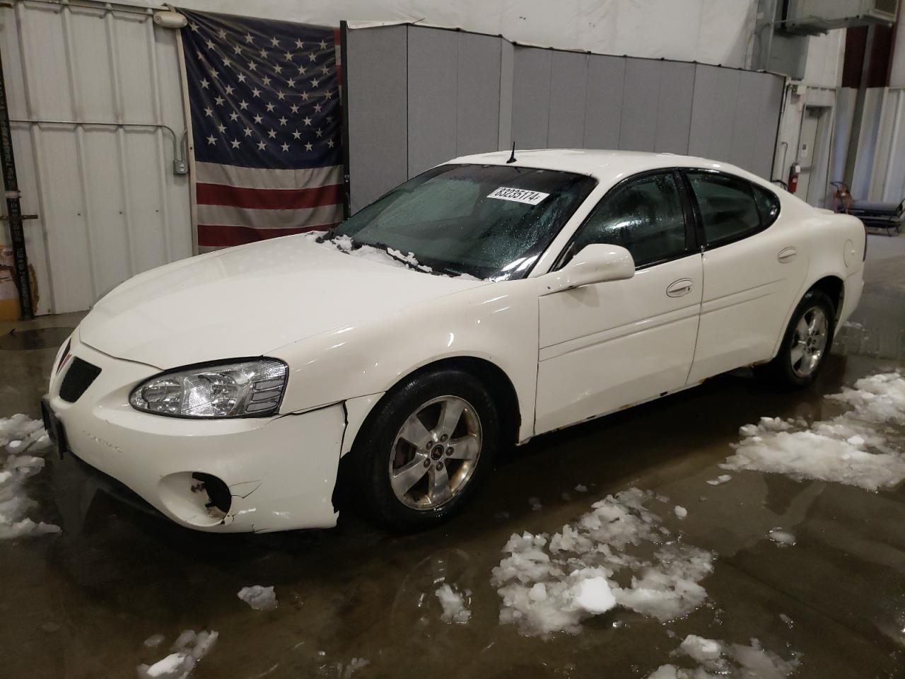 PONTIAC GRAND PRIX 2005