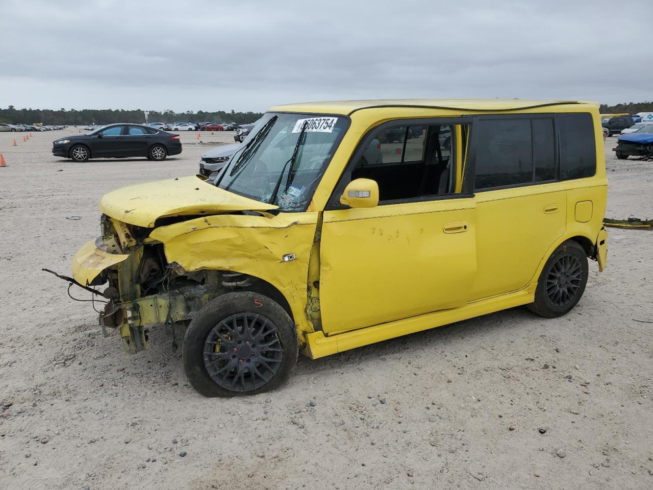 TOYOTA SCION XB 2005