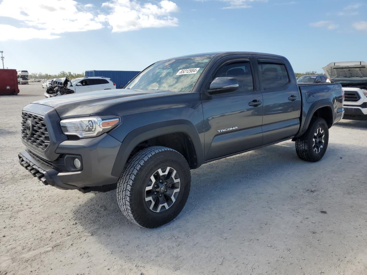 TOYOTA TACOMA DOU 2020