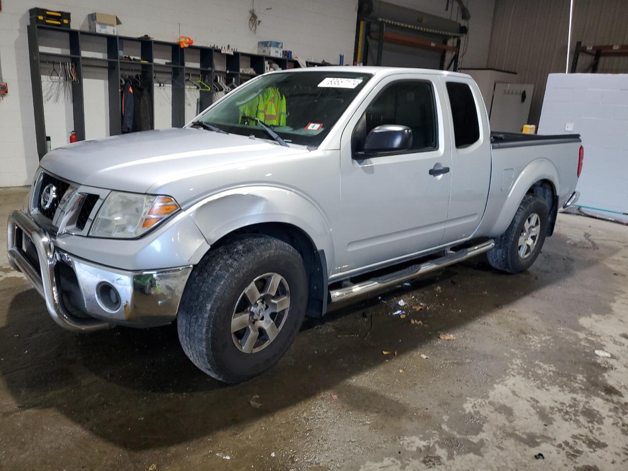 NISSAN FRONTIER K 2009