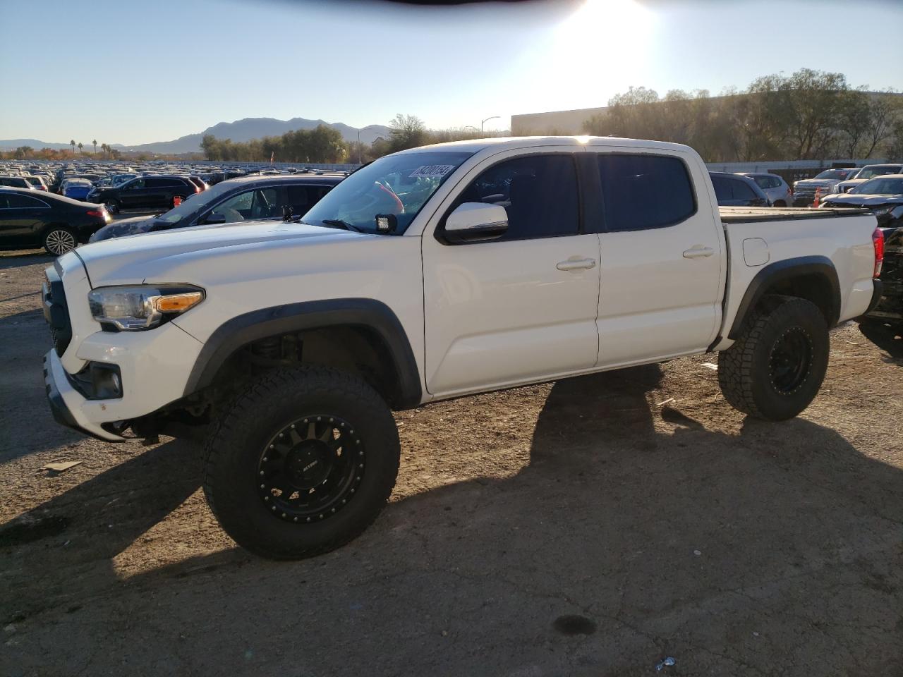 TOYOTA TACOMA DOU 2017