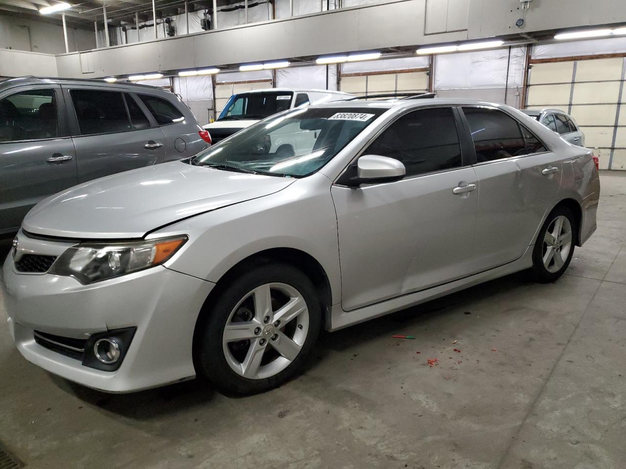 TOYOTA CAMRY BASE 2012