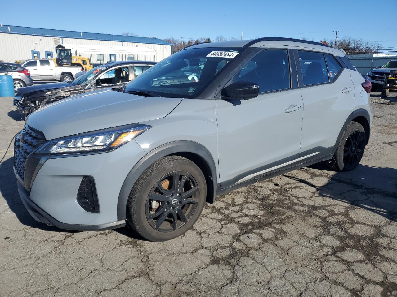 NISSAN KICKS 2023