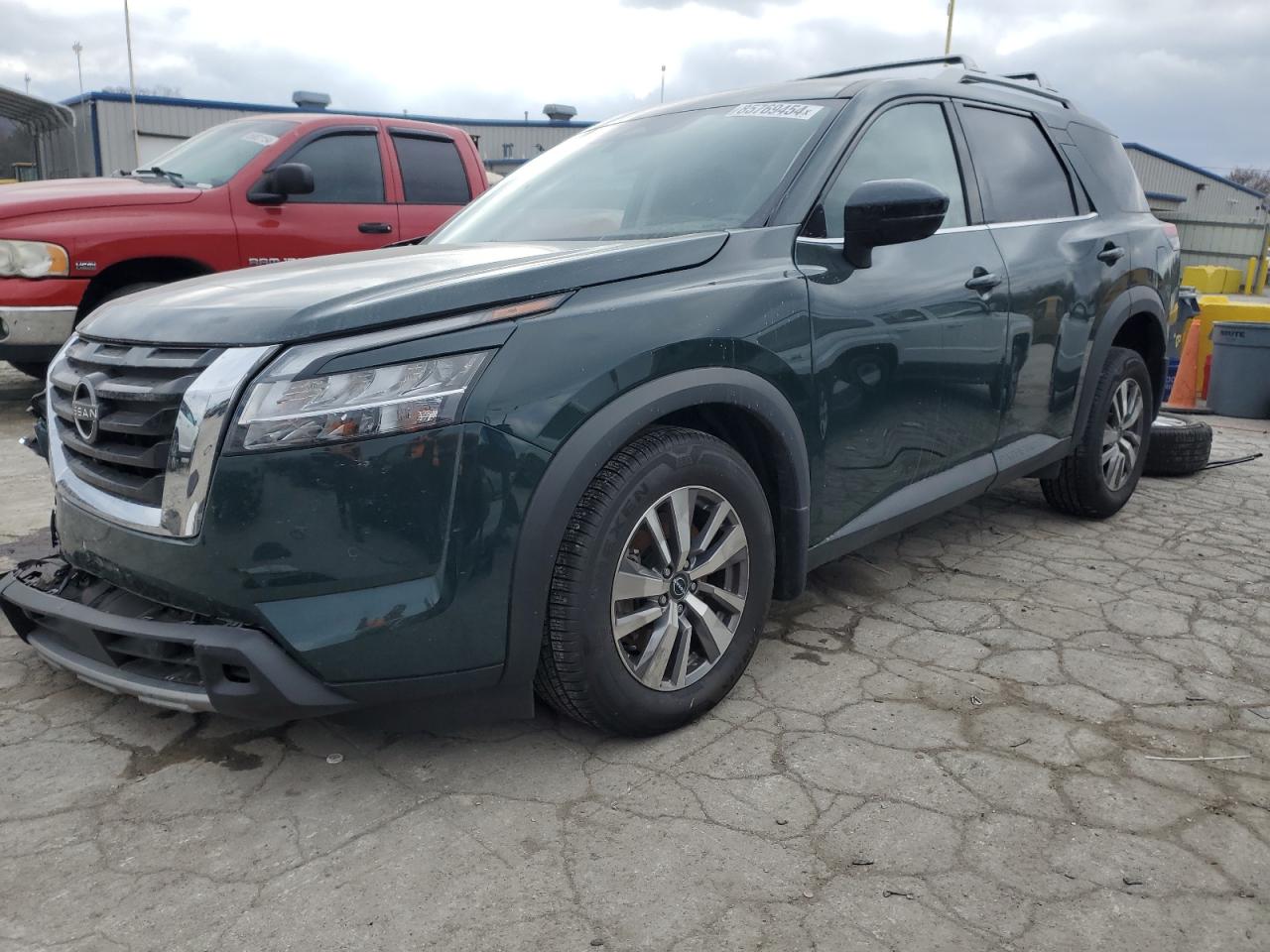 NISSAN PATHFINDER 2023