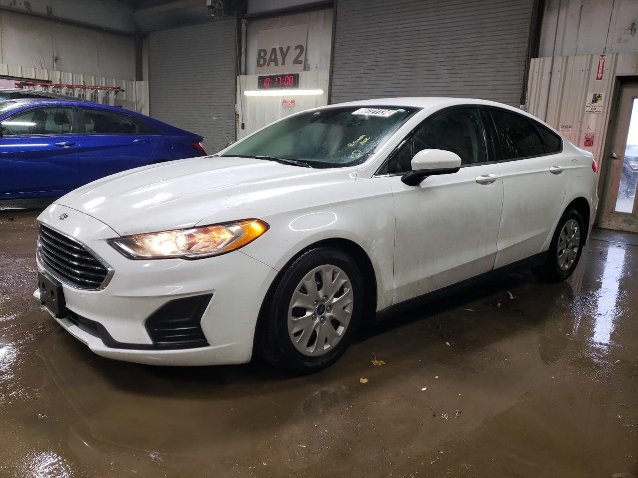 FORD FUSION S 2020