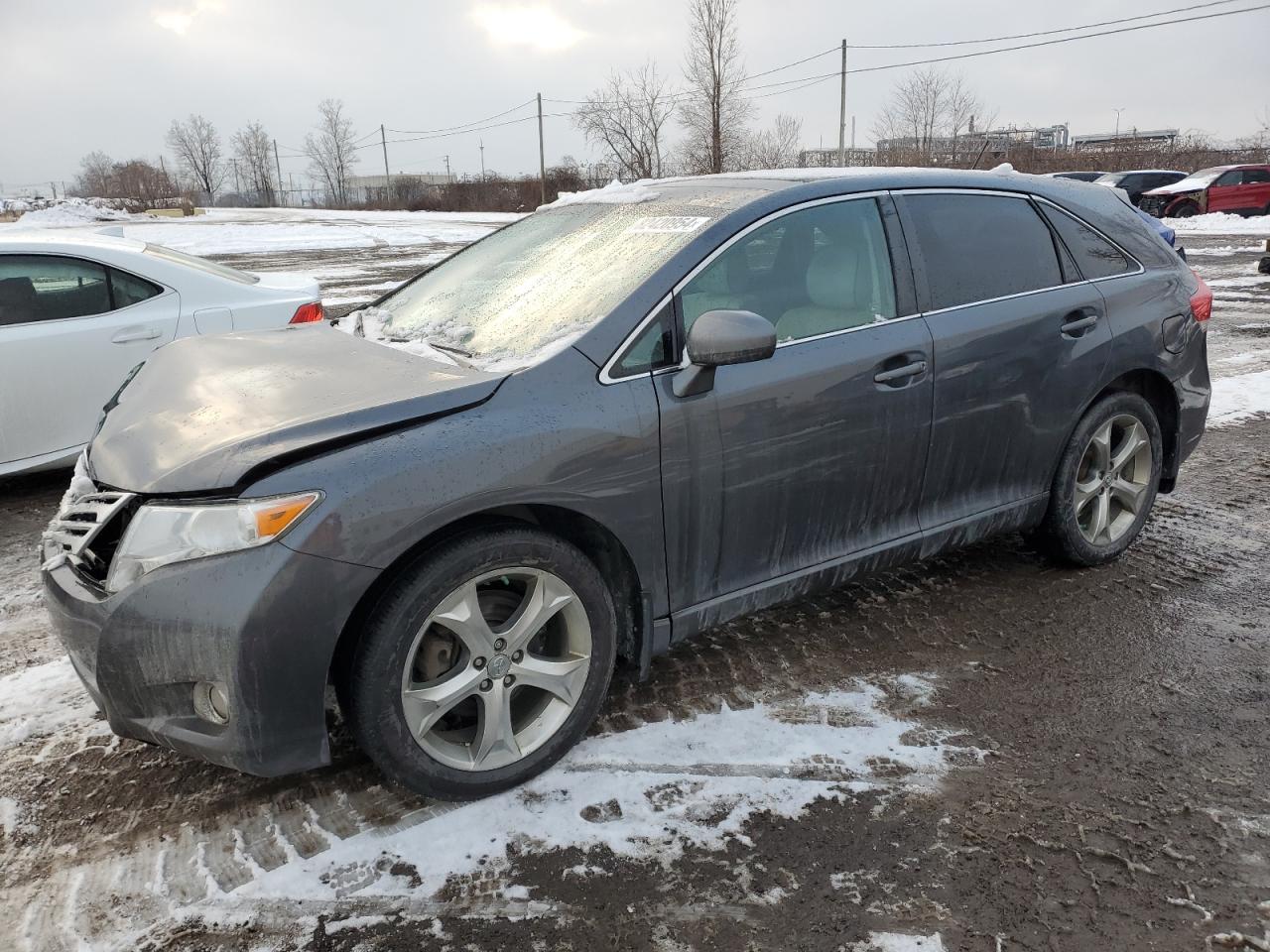 TOYOTA VENZA 2011