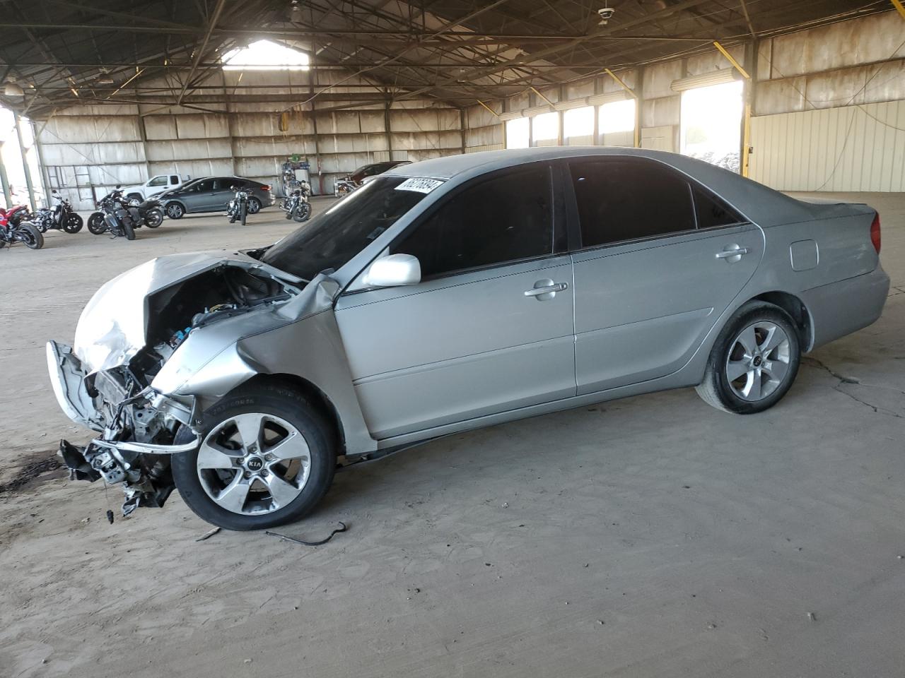 TOYOTA CAMRY LE 2004
