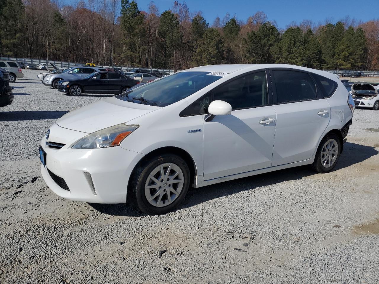 TOYOTA PRIUS V 2012