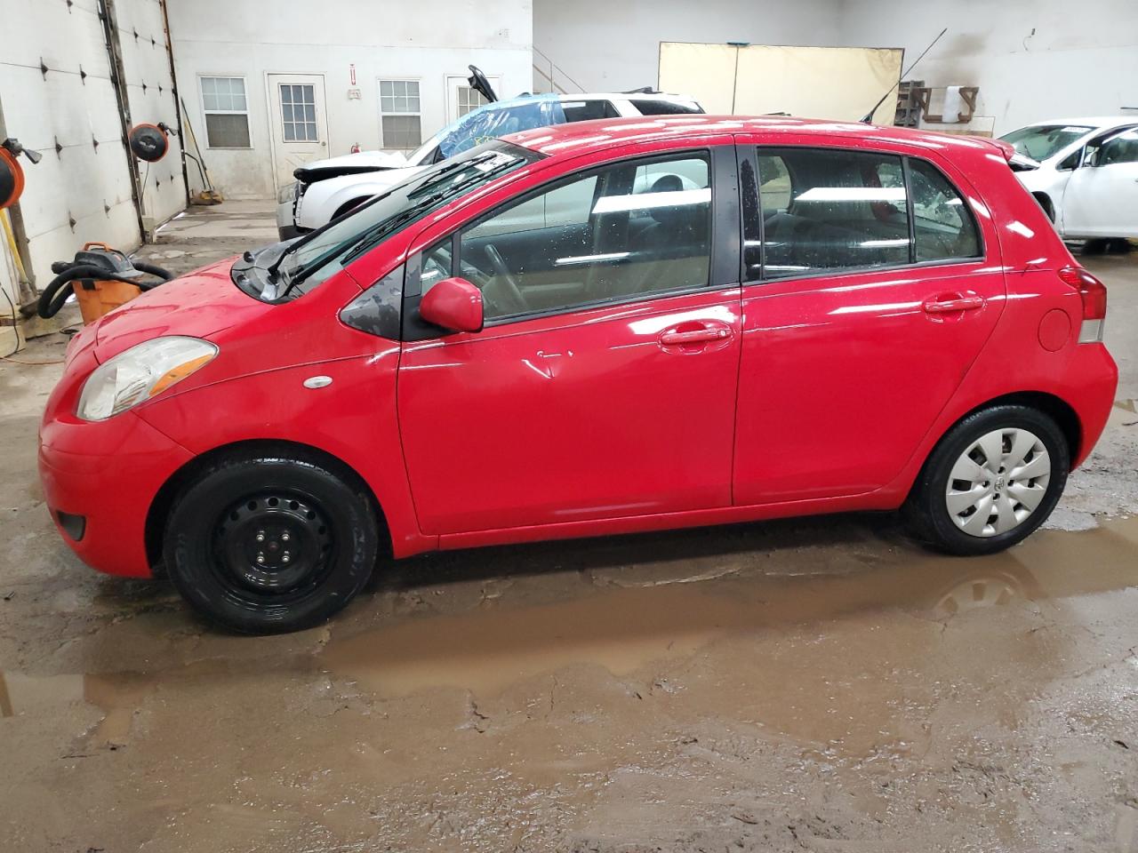 TOYOTA YARIS 2009