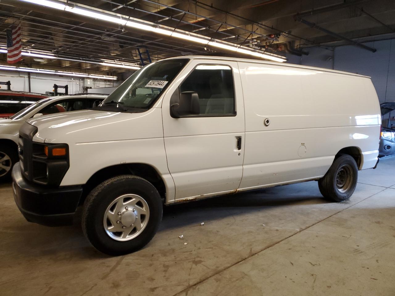 FORD ECONOLINE 2010