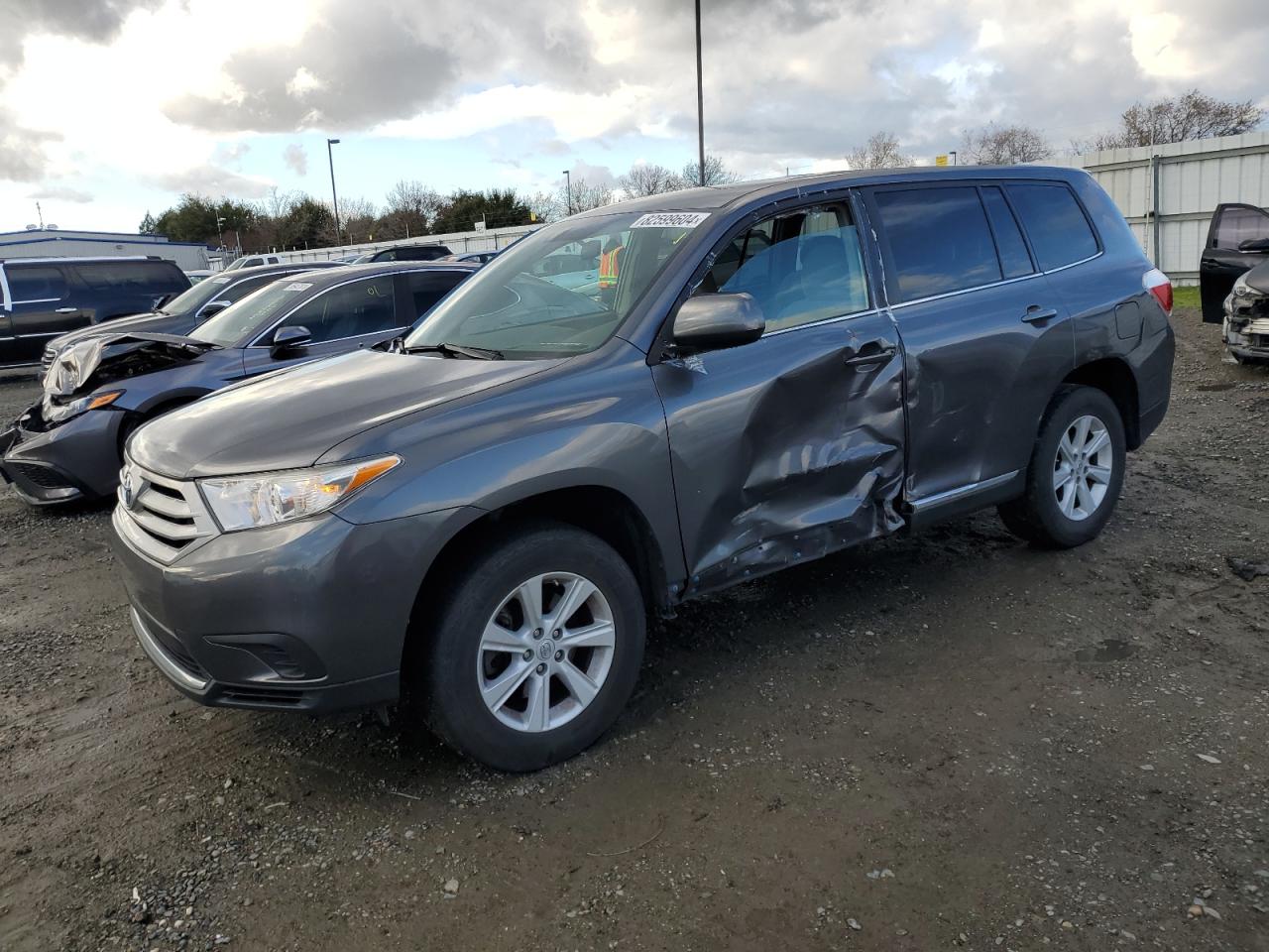 TOYOTA HIGHLANDER 2012