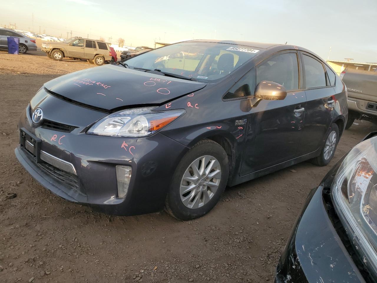 TOYOTA PRIUS PLUG 2015