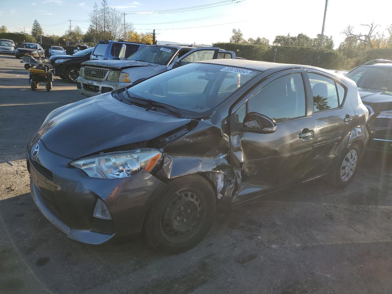 TOYOTA PRIUS C 2014