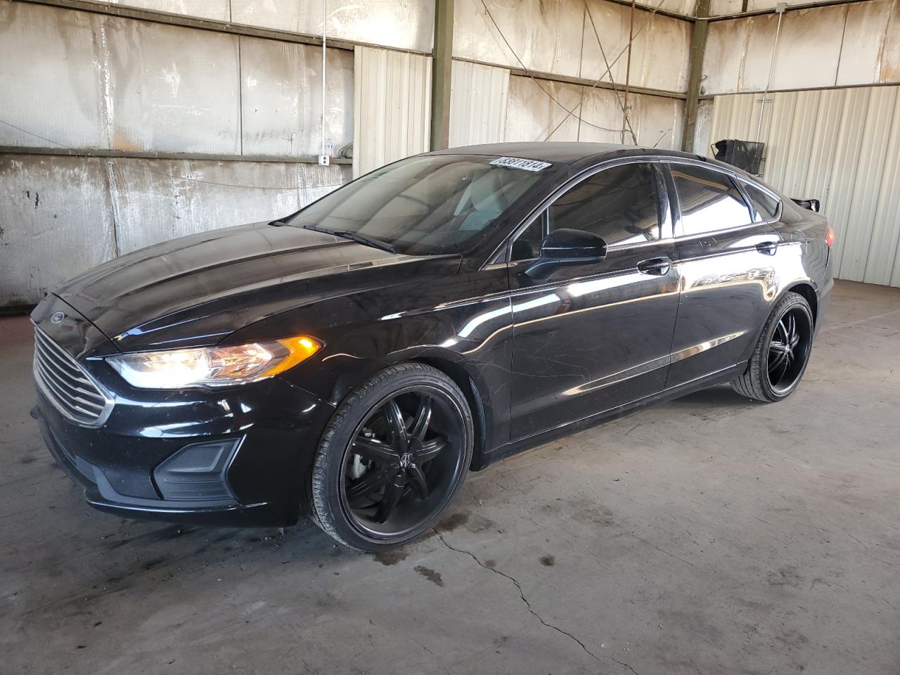 FORD FUSION S 2019