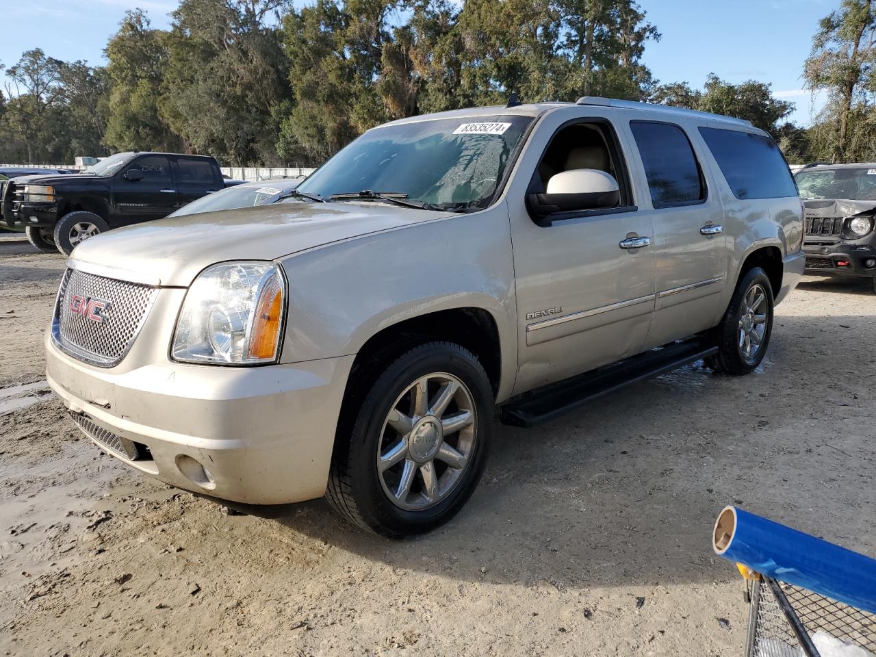 GMC YUKON XL D 2013