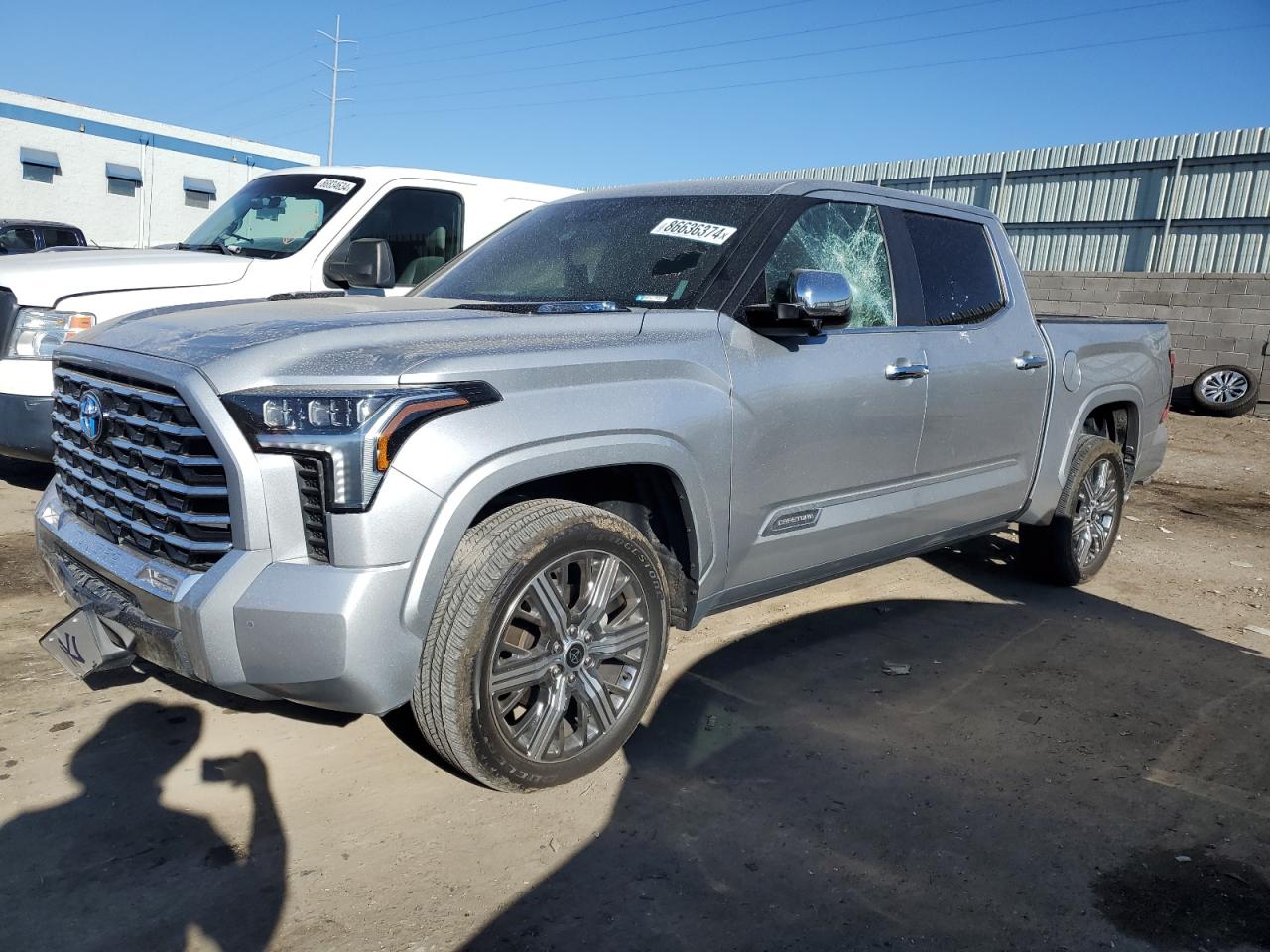 TOYOTA TUNDRA CRE 2024
