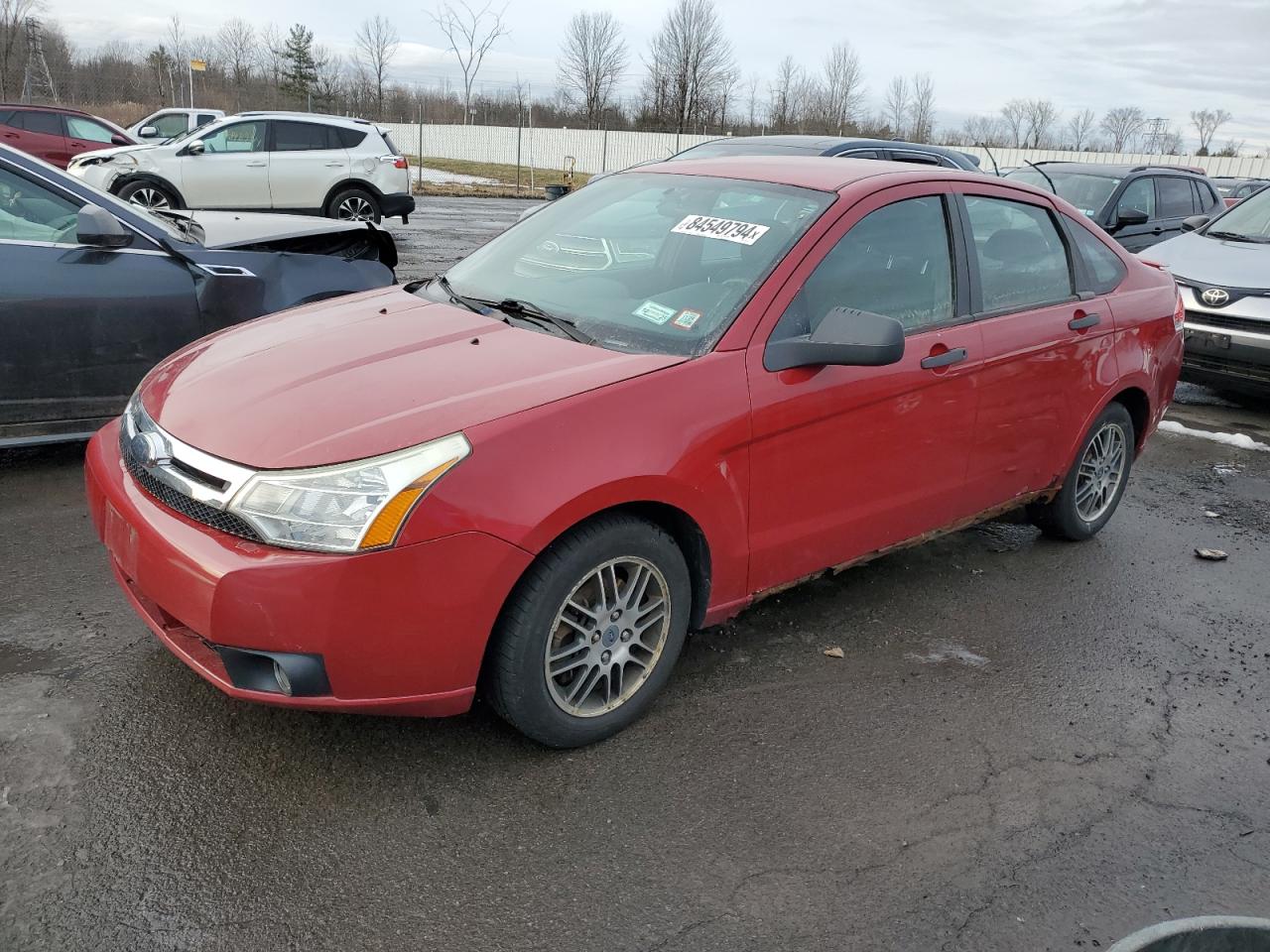 FORD FOCUS SE 2010