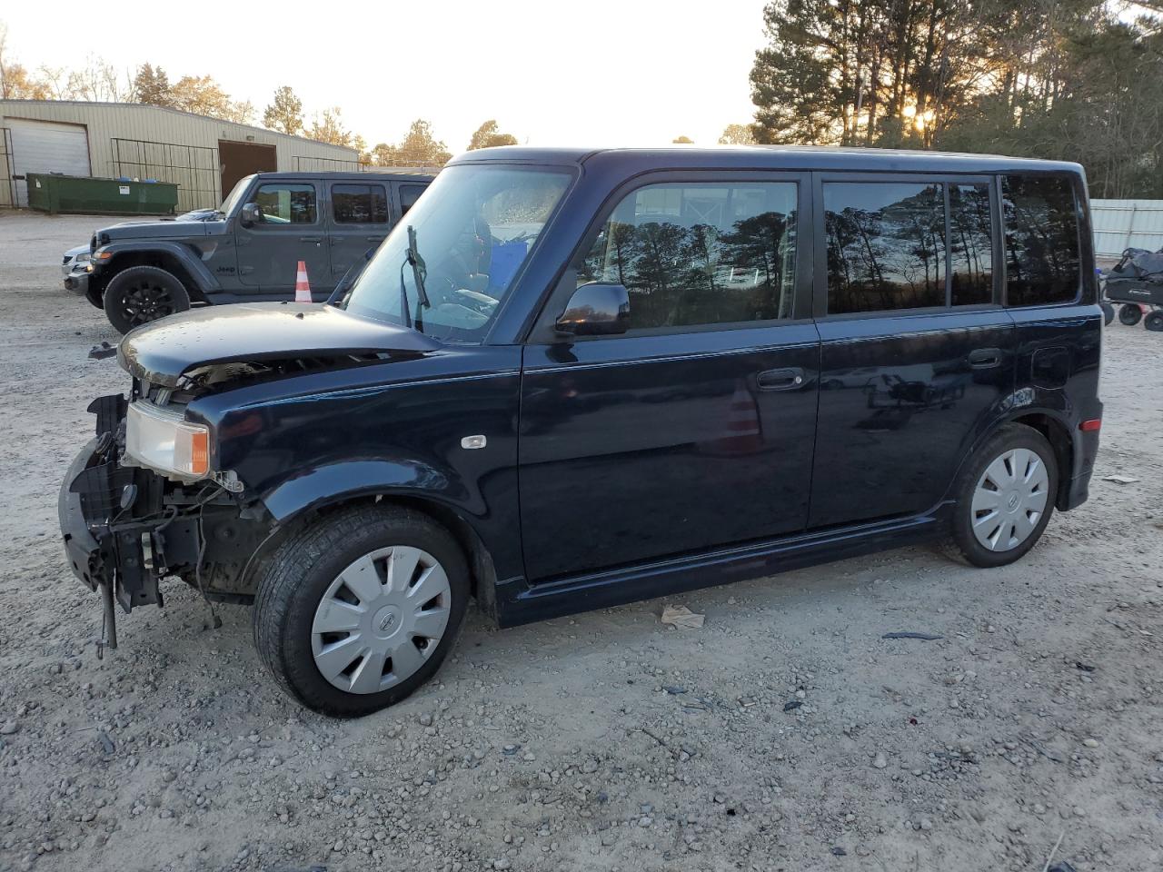TOYOTA SCION XB 2005