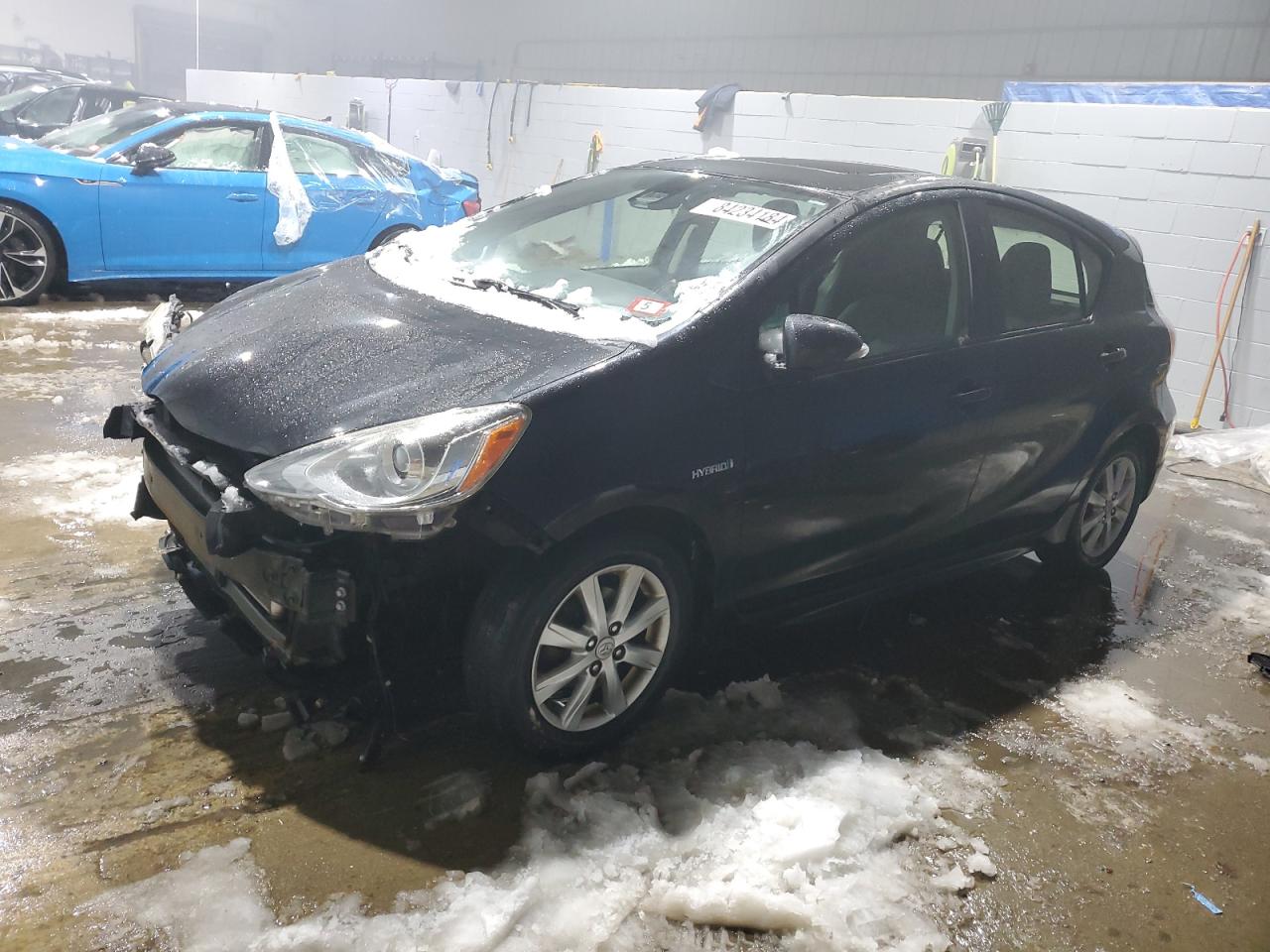 TOYOTA PRIUS C 2017