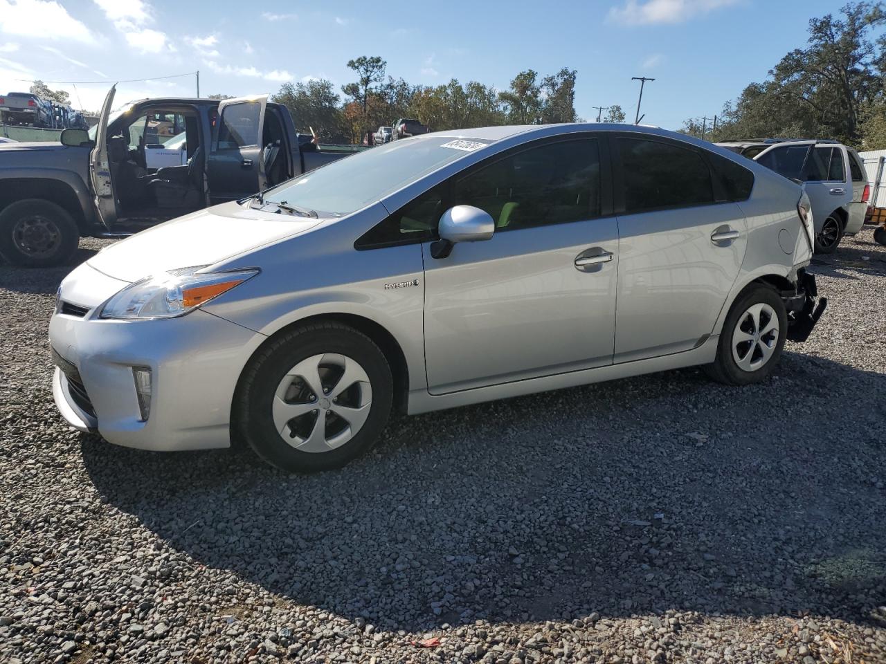 TOYOTA PRIUS 2015