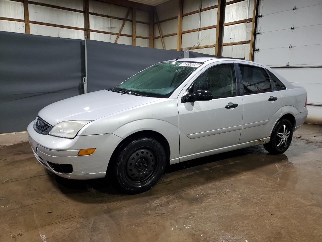 FORD FOCUS ZX4 2007