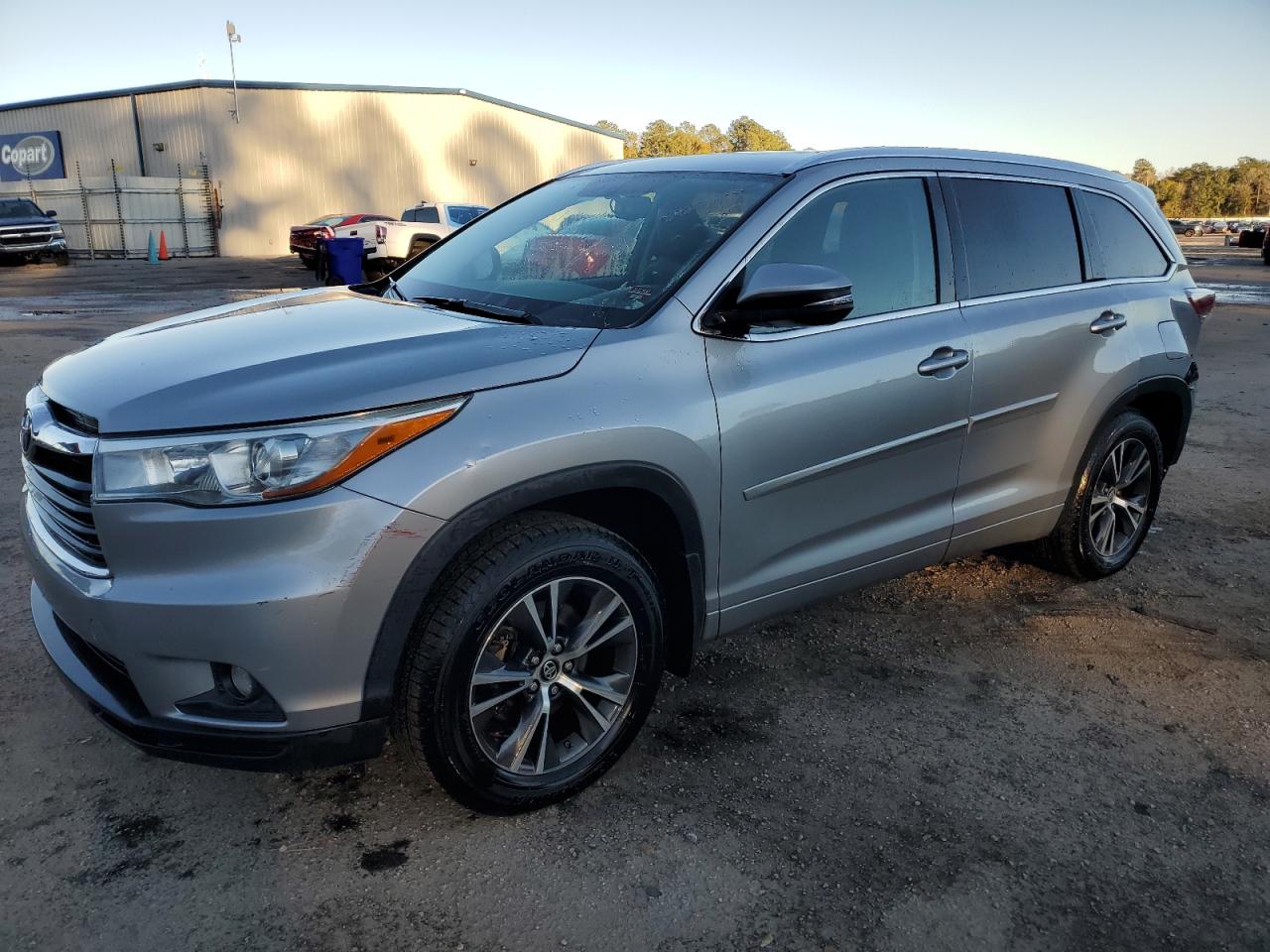 TOYOTA HIGHLANDER 2016