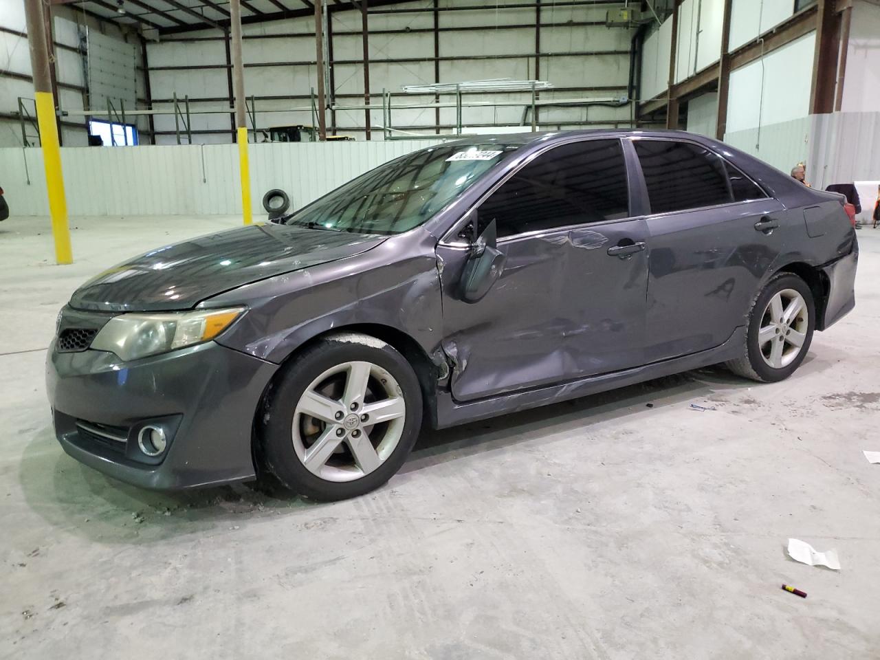 TOYOTA CAMRY BASE 2012