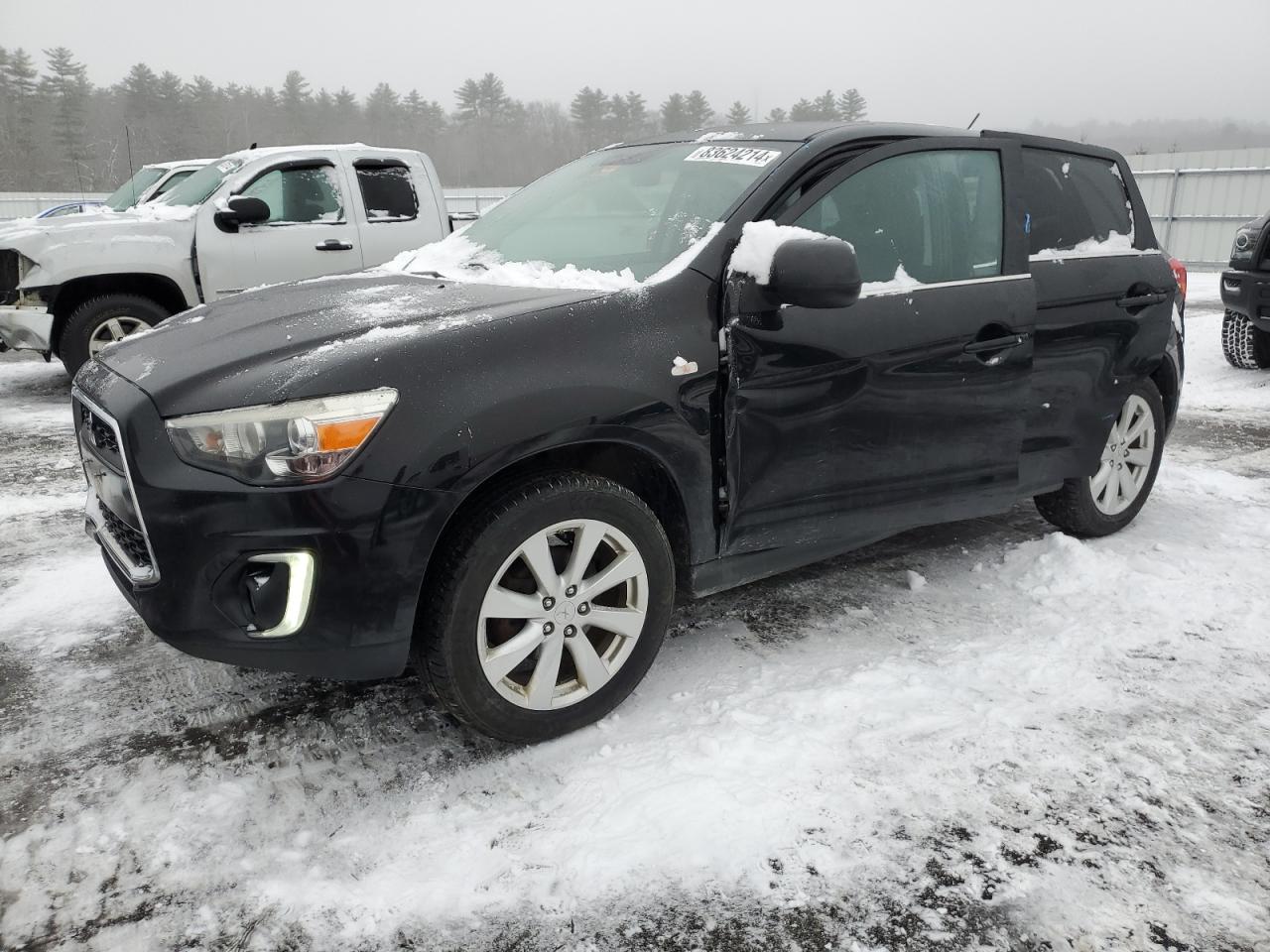 MITSUBISHI OUTLANDER 2015