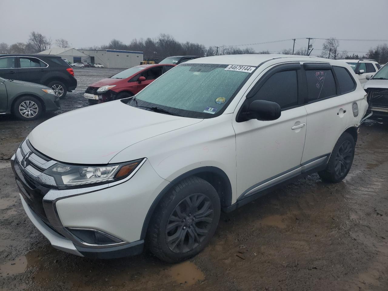 MITSUBISHI OUTLANDER 2016