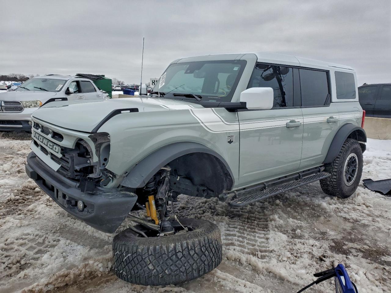 FORD BRONCO 2021