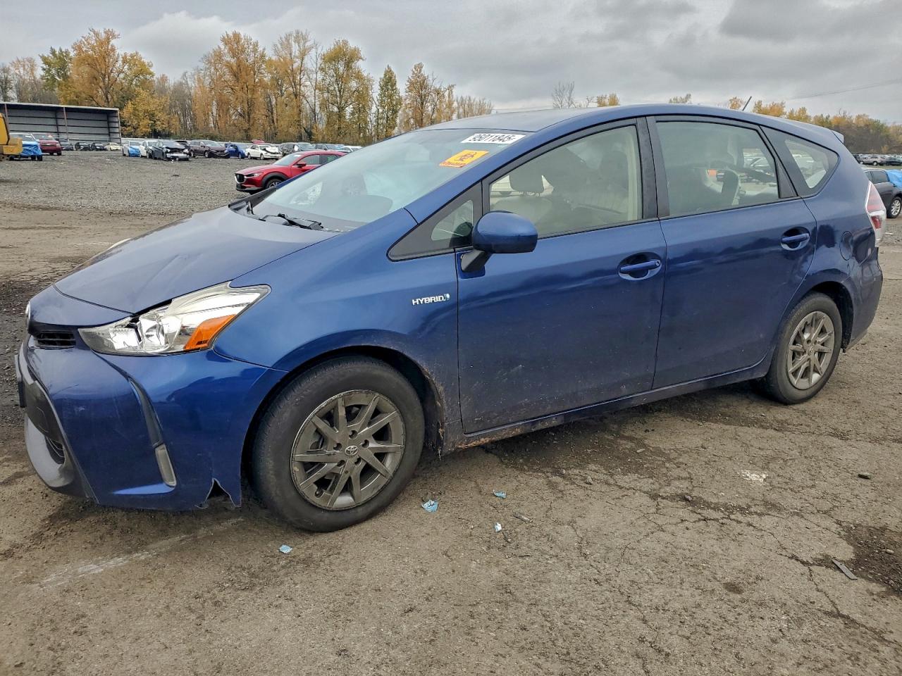 TOYOTA PRIUS V 2015