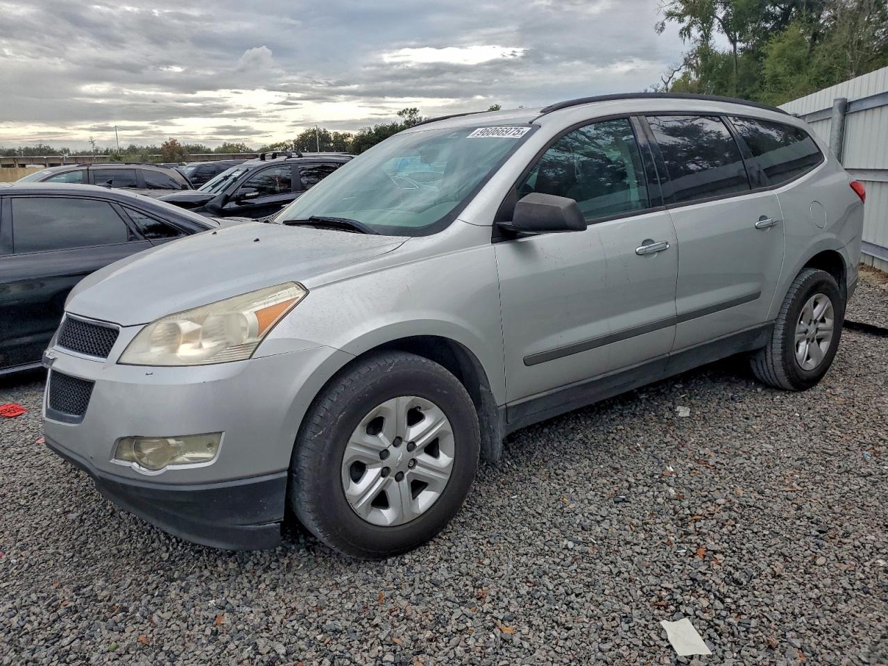 CHEVROLET TRAVERSE L 2012