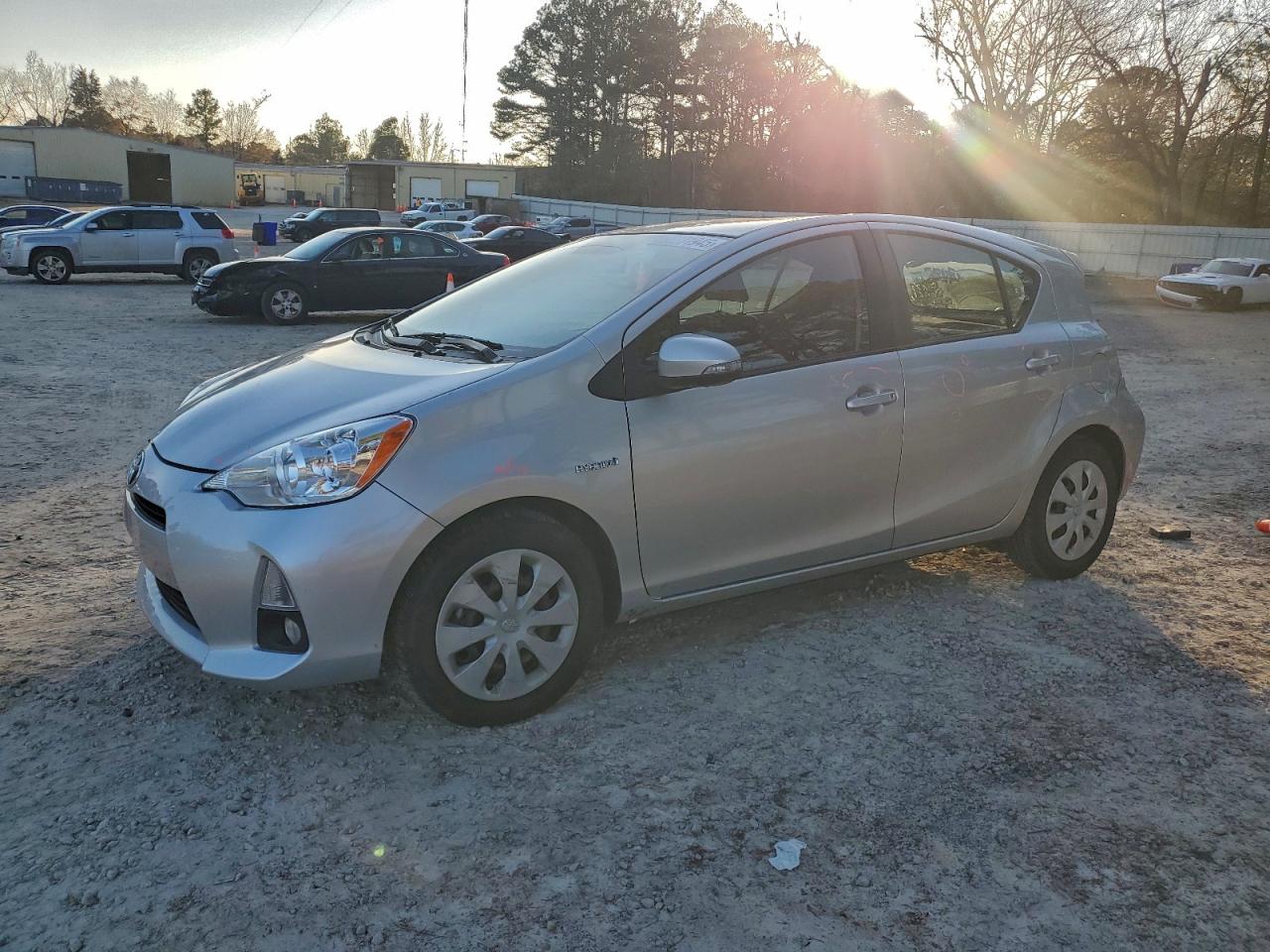 TOYOTA PRIUS C 2013
