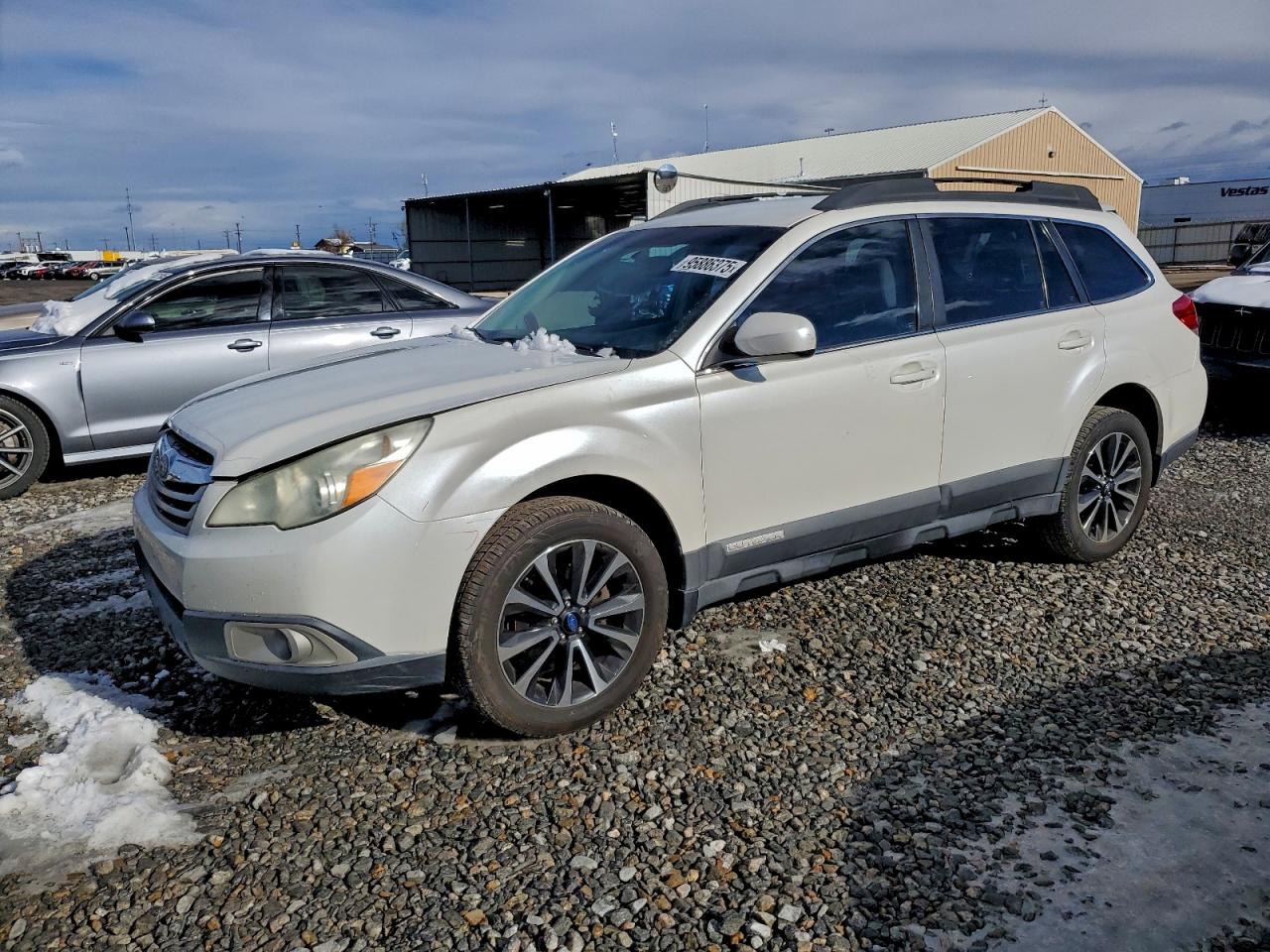 SUBARU OUTBACK 2. 2010