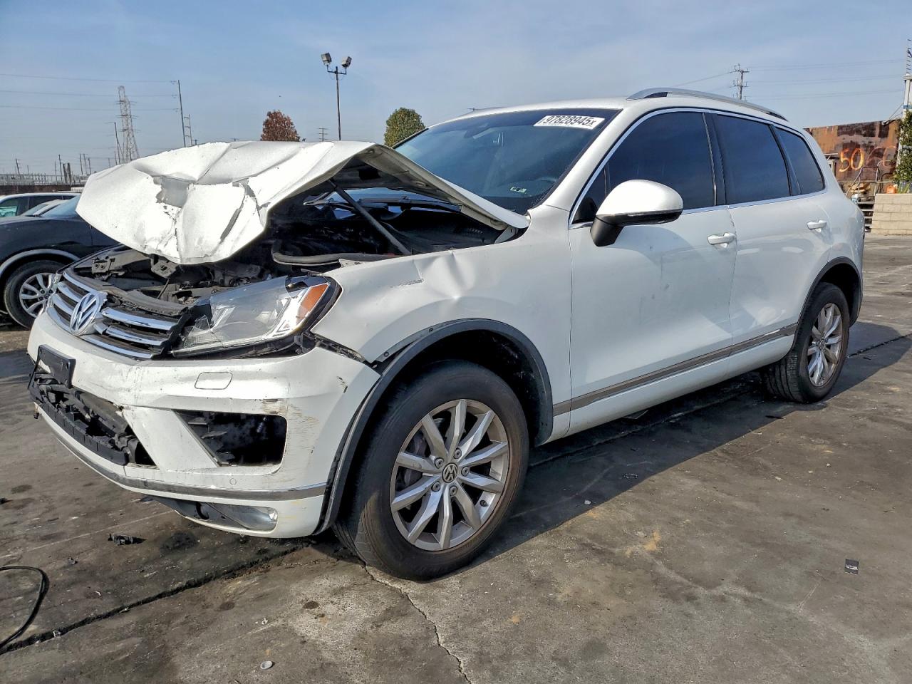 VOLKSWAGEN TOUAREG SP 2016