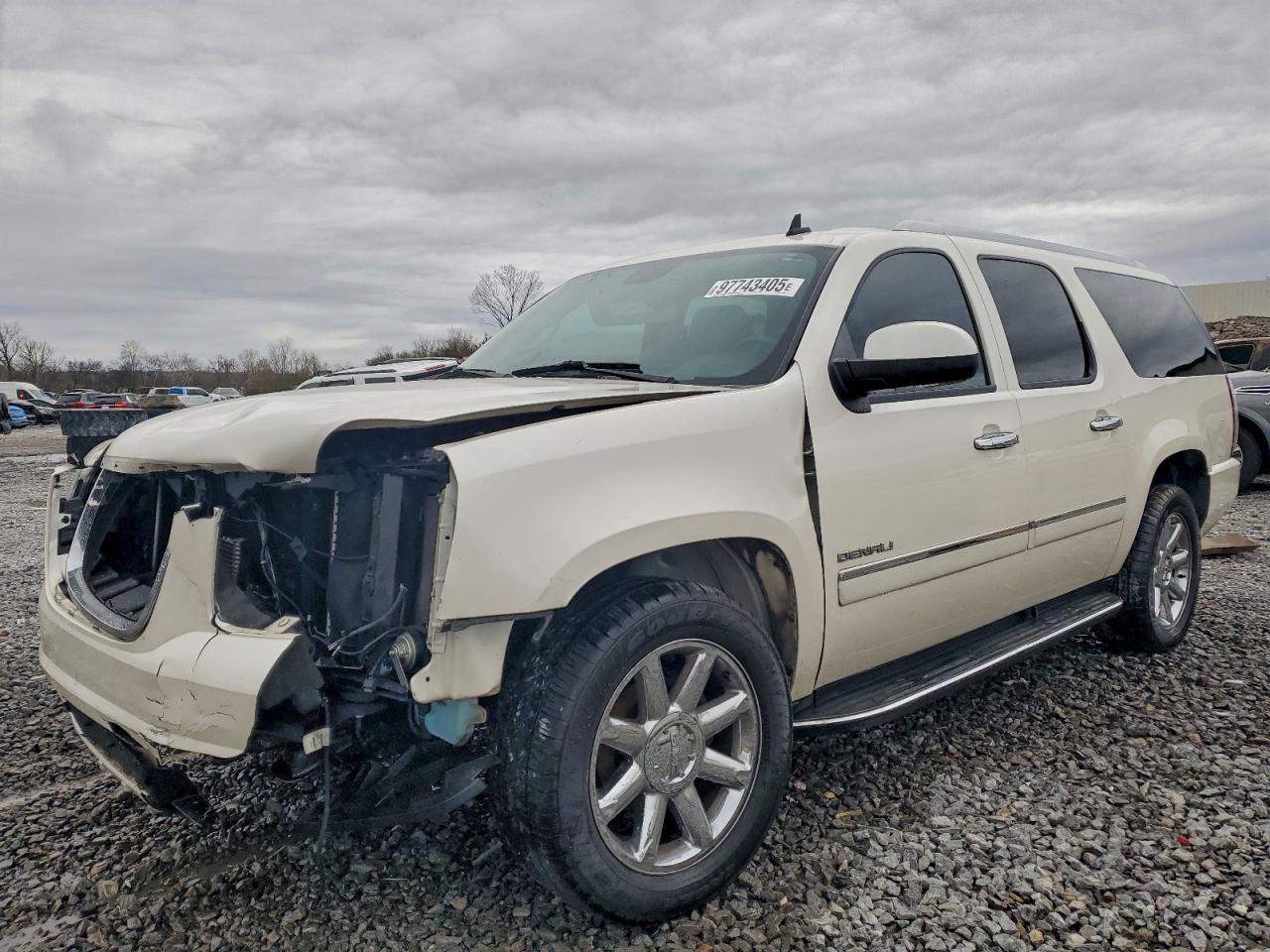 GMC YUKON XL 2011