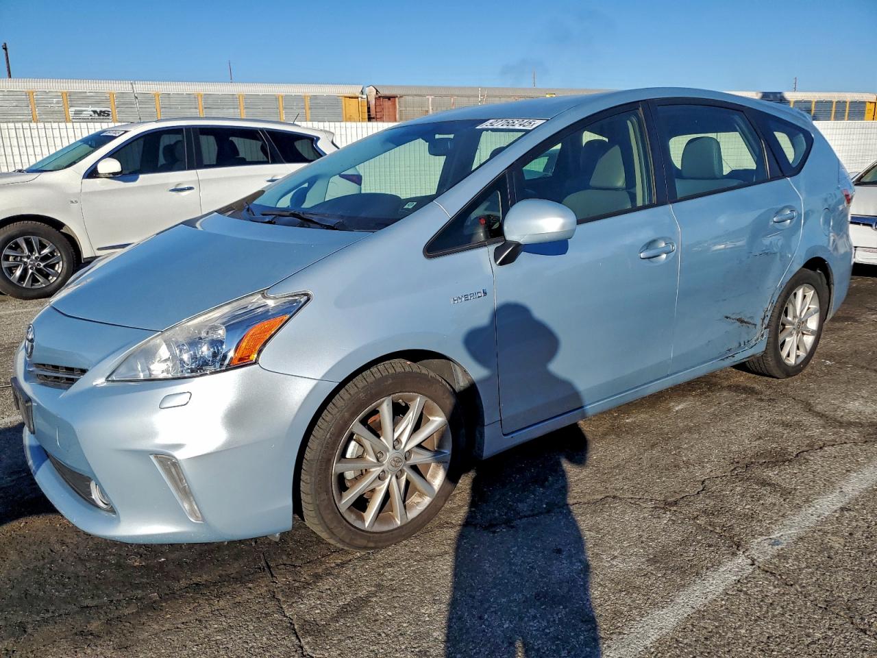 TOYOTA PRIUS V 2012